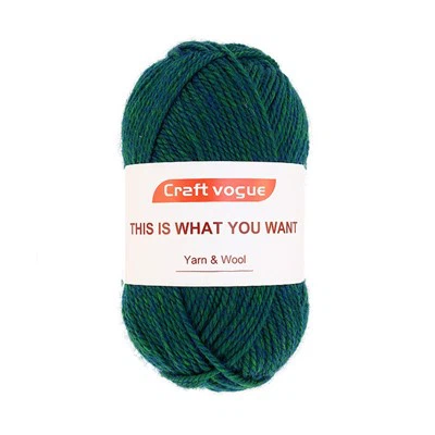 غزل صوف مكتنزة باللون الأخضر الداكن